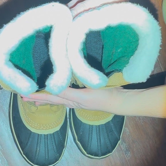 Sorel Brown and Black Winter Boots - Picture 6 of 9